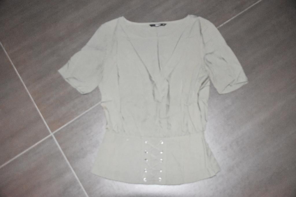 Khaki blousje van Only, Kleding | Dames, Blouses en Tunieken, Only, Ophalen of Verzenden, Zo goed als nieuw, Maat 34 (XS) of kleiner