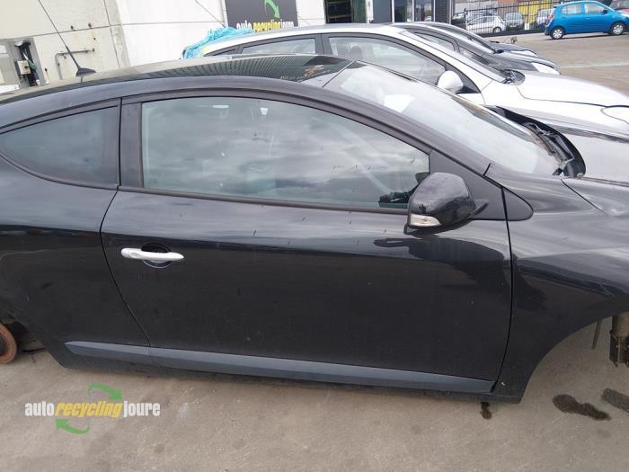 Portier 2Deurs rechts van een Renault Megane (NV676), Auto-onderdelen, Gebruikt, -, -, -