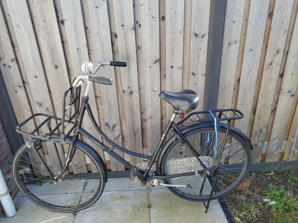 Zwarte dames transportfiets, Fietsen en Brommers, Fietsen | Dames | Damesfietsen, 53 tot 56 cm, Ophalen, Gebruikt, Overige merken