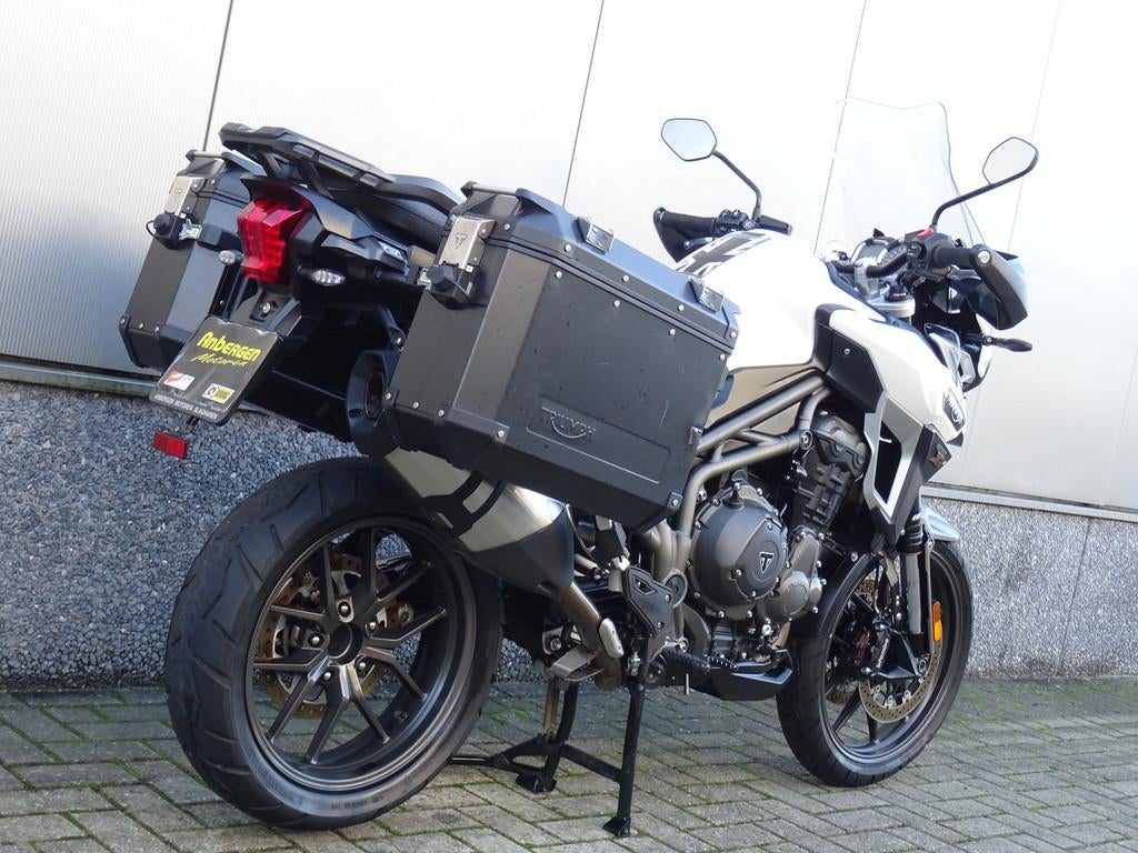 Triumph TIGER EXPLORER 1200 XRX (bj 2017), Motoren, Motoren | Triumph, Bedrijf, Toermotor, 1200 cc