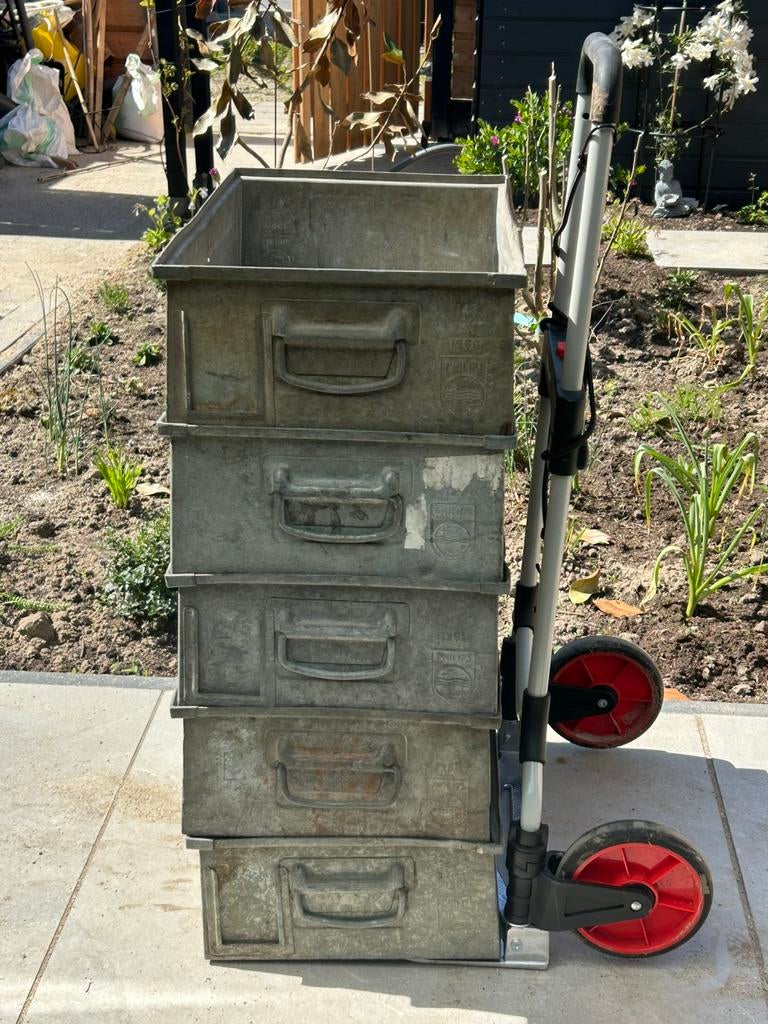 5x vintage zinken stapelbakken van Philips, Ophalen, Zo goed als nieuw, Minder dan 50 cm