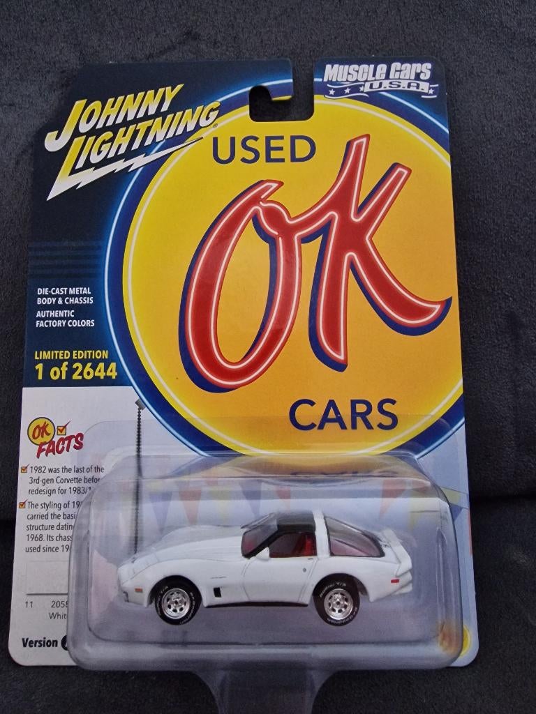 Chevrolet Corvette Johnny Lightning 1:64, Christian@diecastcompany.nl, Auto, Diecast Company, Nieuw