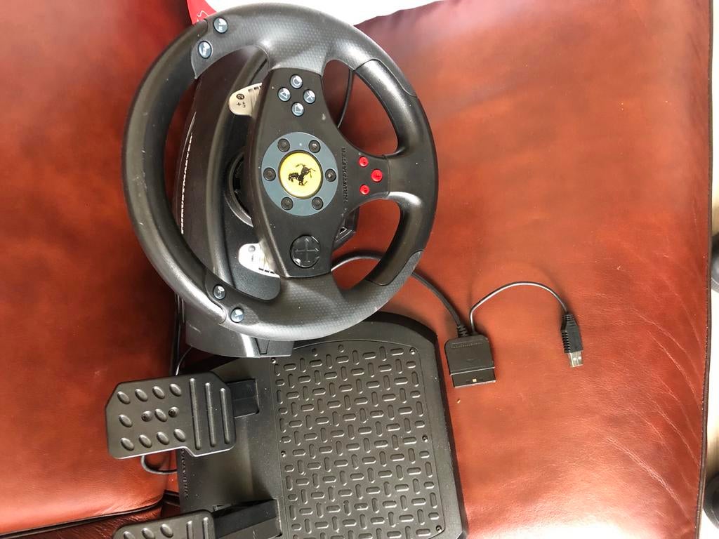 Thrustmaster Ferrari stuur met pedalen, Ophalen, Gebruikt, Stuur of Pedalen, PlayStation 3