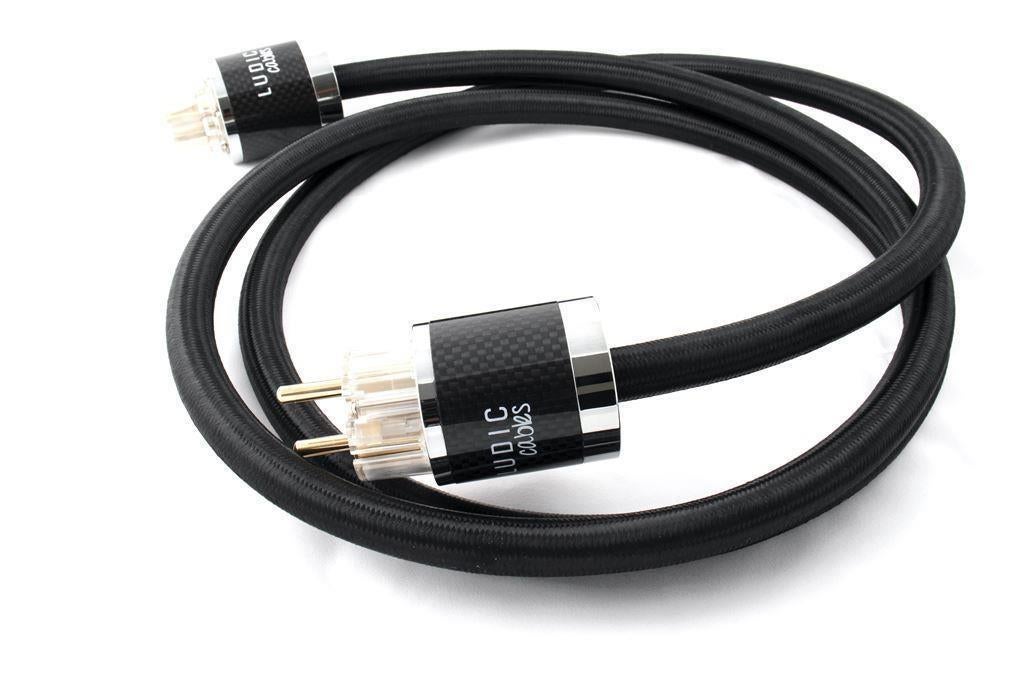 Ludic Aesir Carbon Powercord 1 mtr stroomkabel Nieuw!, Audio, Tv en Foto, Audiokabels en Televisiekabels, Ophalen of Verzenden