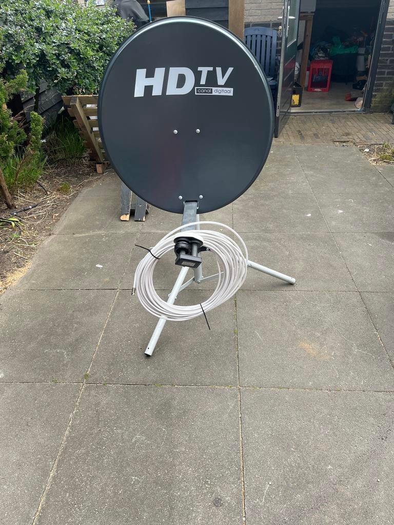 Schotelantenne met kabel en statief - HDTV Canal Digitaal, Ophalen, Zo goed als nieuw, (Schotel)antenne, Overige merken