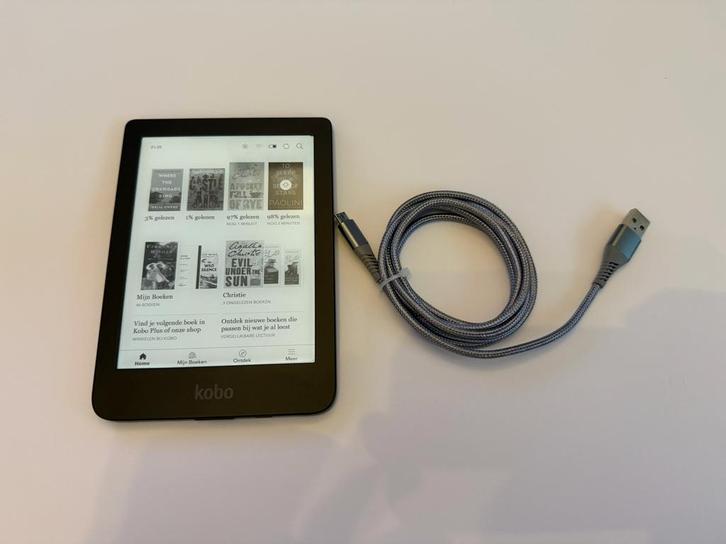 Kobo Clara HD met kabel – nette staat, Computers en Software, E-readers, Zo goed als nieuw, 6 inch of minder, 8 GB, Touchscreen