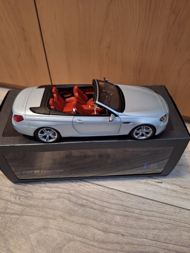Bmw M6 cabriolet van Paragon 1:18 nieuw, Hobby en Vrije tijd, Modelauto's | 1:18, Ophalen of Verzenden, Nieuw