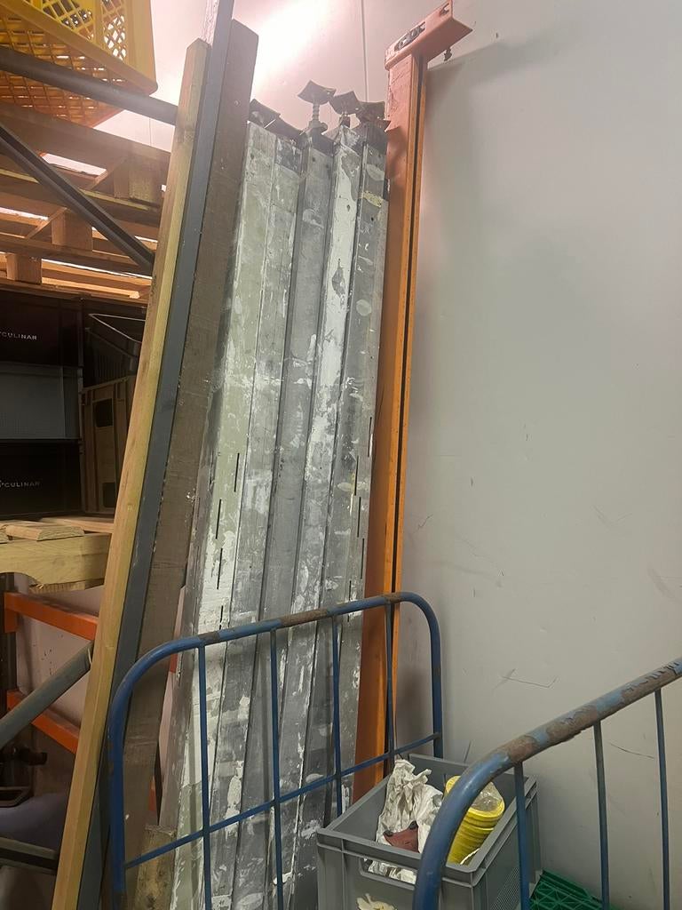 6 verstelbare lijmprofielen 7 cm hoogte 2.70, Ophalen, Zo goed als nieuw, IJzer