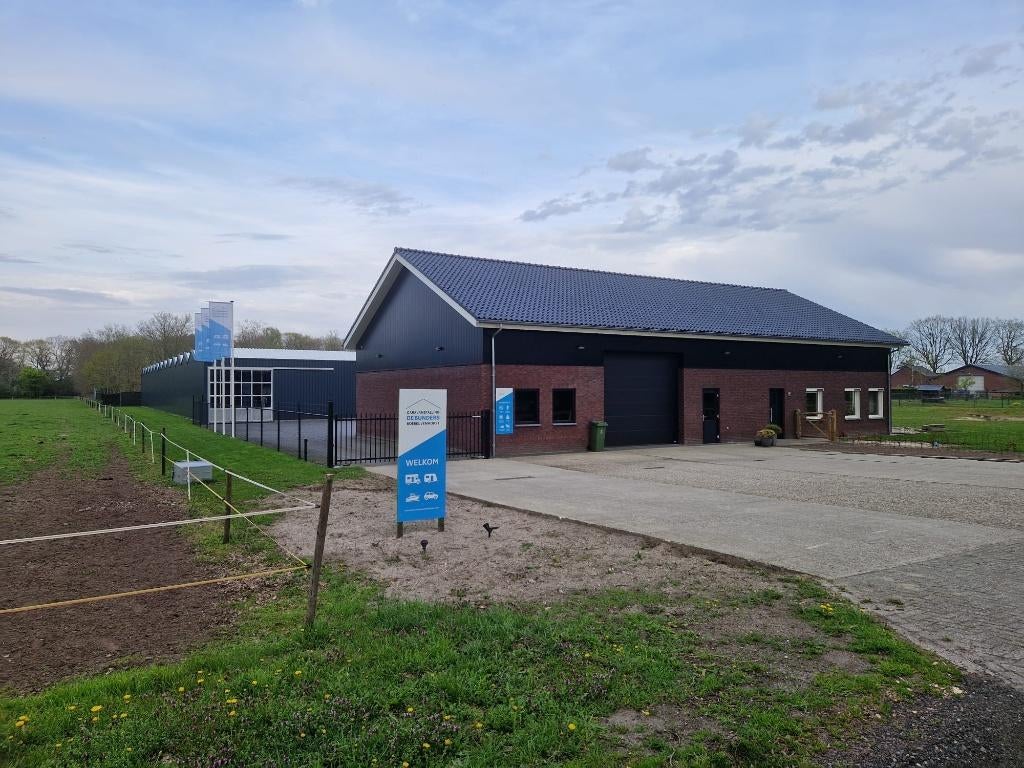 caravanstalling, Caravans en Kamperen, Caravanstallingen