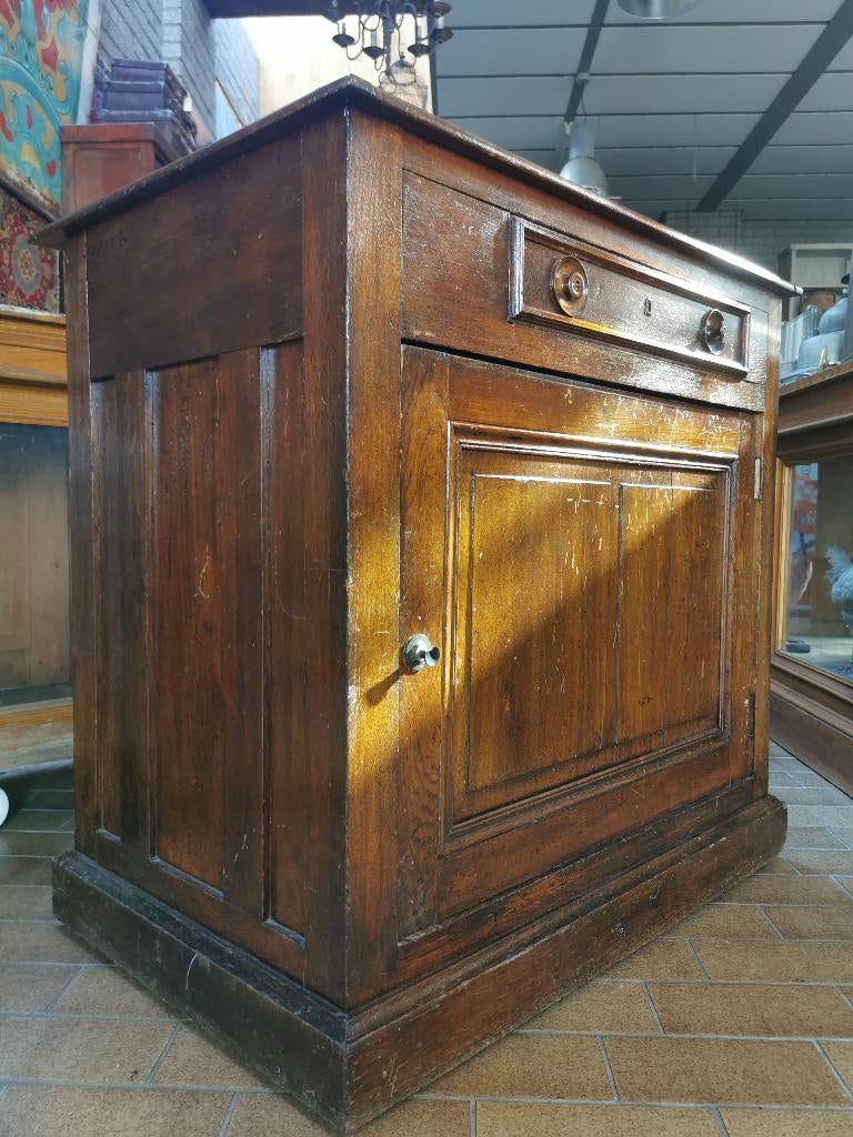 Antiek eikenhouten toonbankje/toog, Ophalen