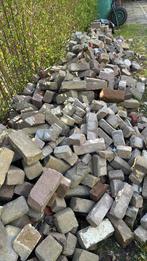Stenen/puin ~ 0,5 kuub GRATIS, Tuin en Terras, Grind, Keien en Split, Ophalen, Zo goed als nieuw, Overige typen