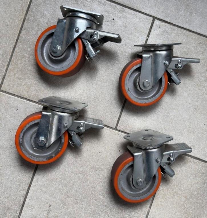 Zwenkwiel polyurethaan met rem, Doe-het-zelf en Verbouw, Zwenkwielen, Gebruikt, Ophalen of Verzenden