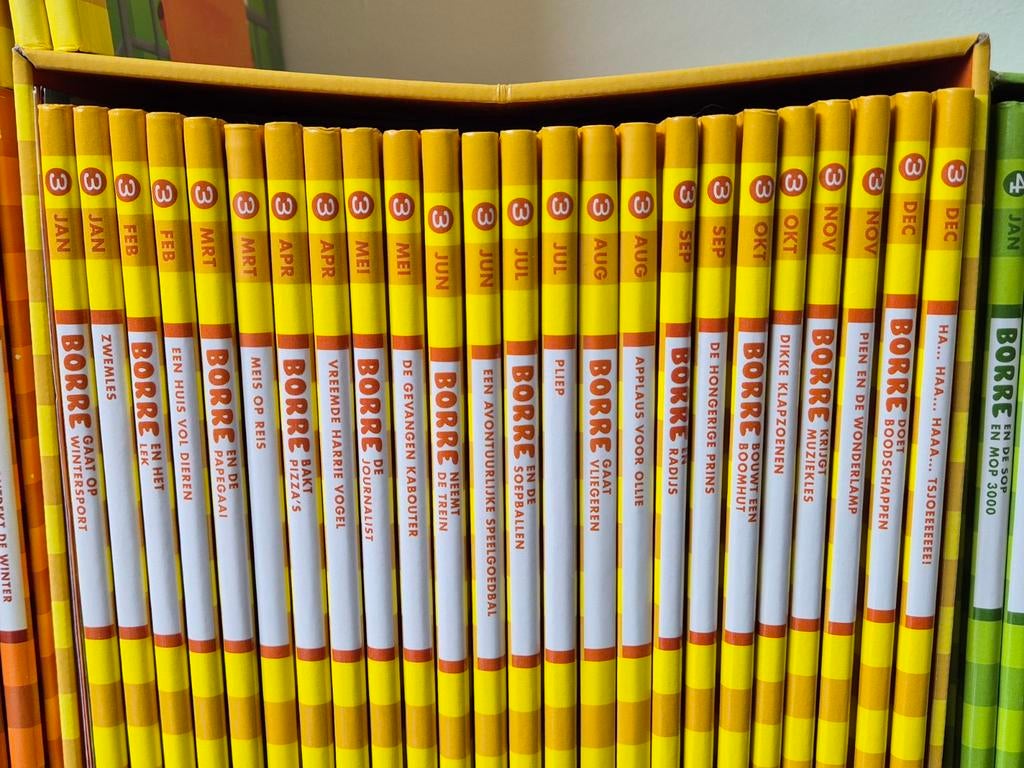 Borre boekjes jaargang 3 compleet in cassette, Ophalen