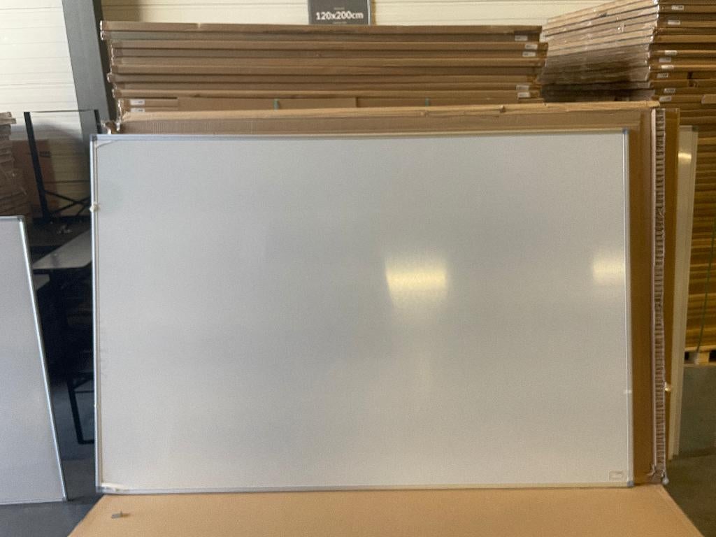 Whiteboard 120x180 cm GRATIS, Ophalen, Gebruikt, Whiteboard