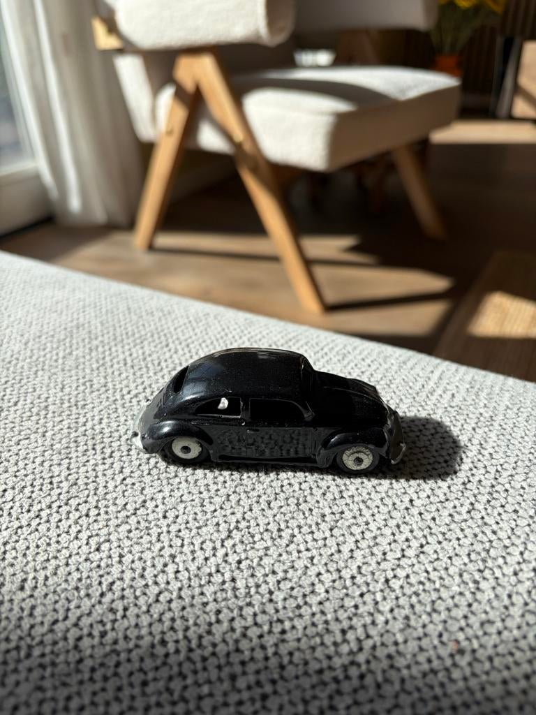 Twee Dinky Toys Volkswagen Kevers, Antiek en Kunst, Antiek | Speelgoed, Ophalen of Verzenden