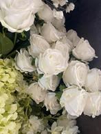 Diverse Kunstbloemen Boeket - Wit en Groen, Huis en Inrichting, Woonaccessoires | Kunstplanten en Kunstbloemen, Ophalen of Verzenden