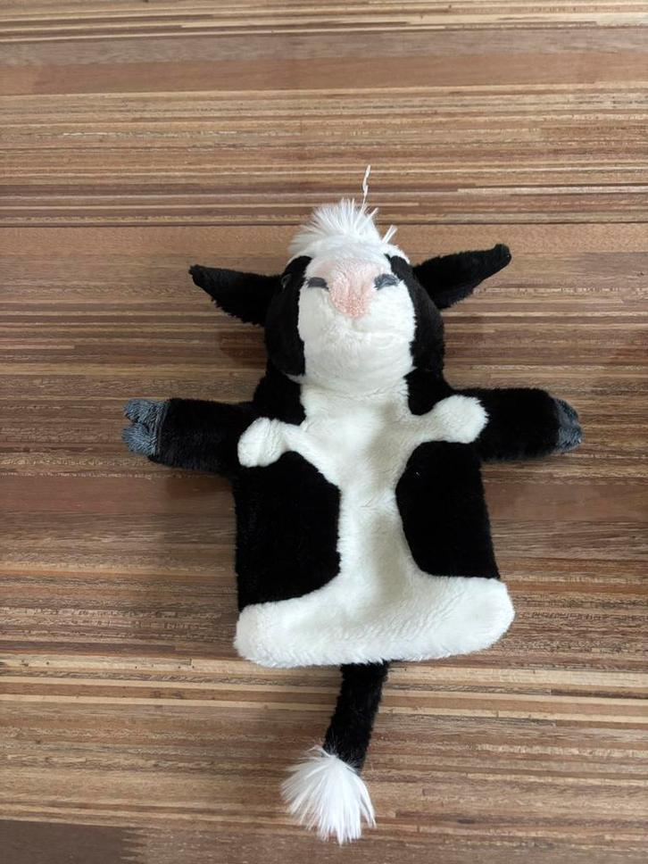 Handpop, zwarte en witte koe van The Puppet Company, Kinderen en Baby's, Speelgoed | Knuffels en Pluche, Zo goed als nieuw, Koe