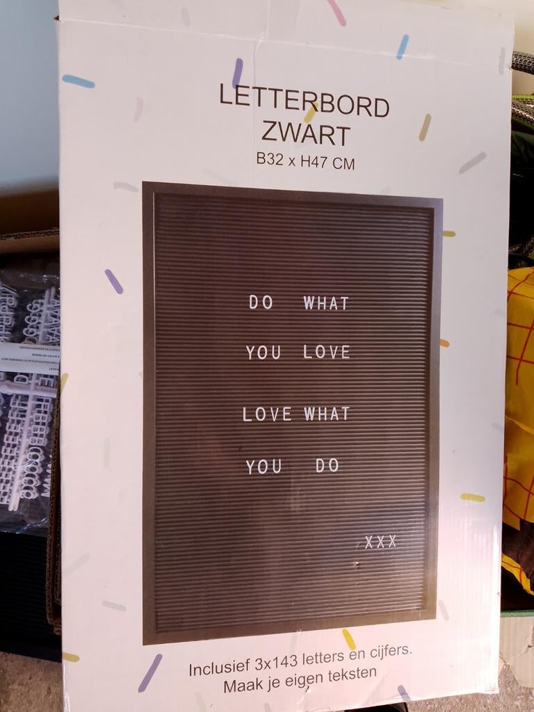 Nieuw Zwart Letterbord met Letters en Cijfers (32x47cm), Ophalen of Verzenden, Nieuw, Overige typen