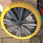 Geel/zwart wiel  massief voor kruiwagen of kar, Tuin en Terras, Kruiwagens, Ophalen of Verzenden, Gebruikt, Handmatig, Tweewielig
