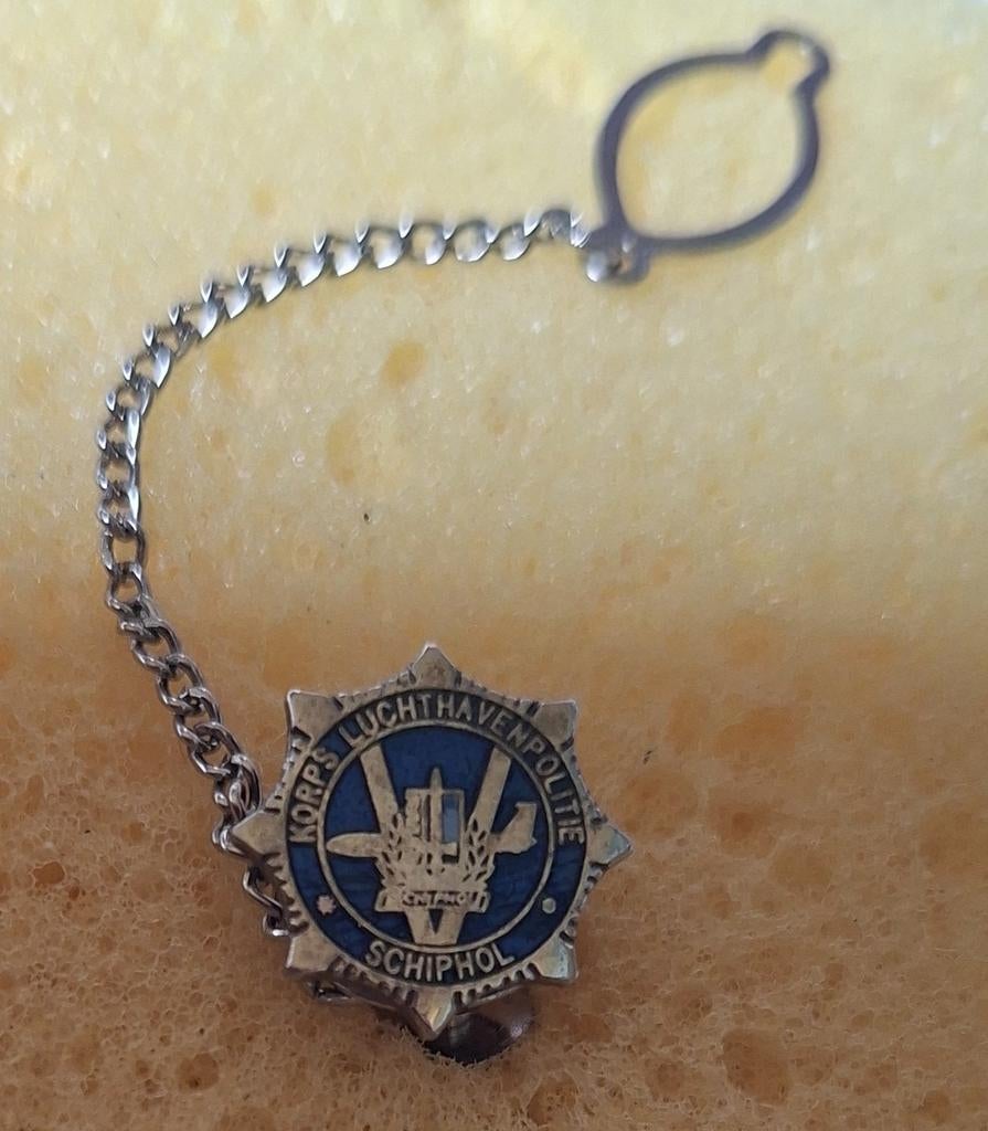 Manchetknoop Korps Luchthaven Politie Schiphol, Ophalen of Verzenden