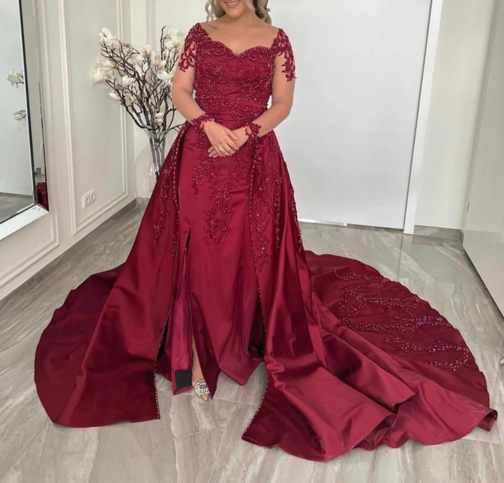 Henna jurk bordo, Ophalen, Zo goed als nieuw, Schoenen