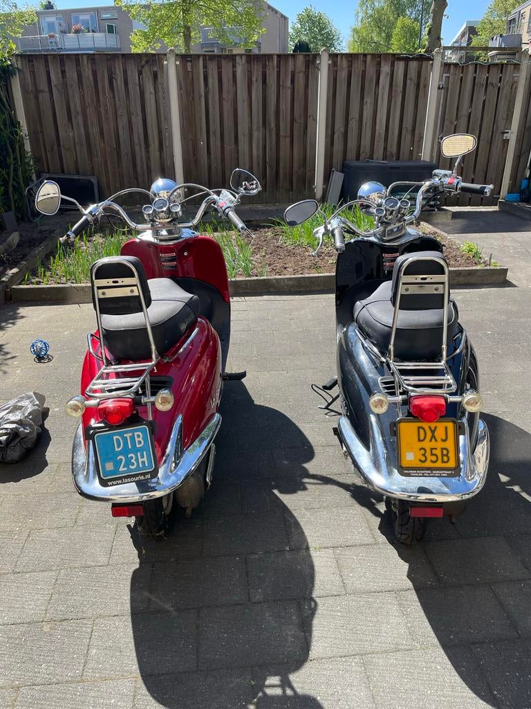 Set van 2 La Souris scooters: rood en zwart, Ophalen, Gebruikt, Overige merken