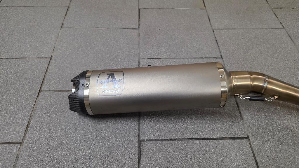 Te koop Arrow uitlaat voor t max 560  2020 - 2024, Ophalen, Gebruikt