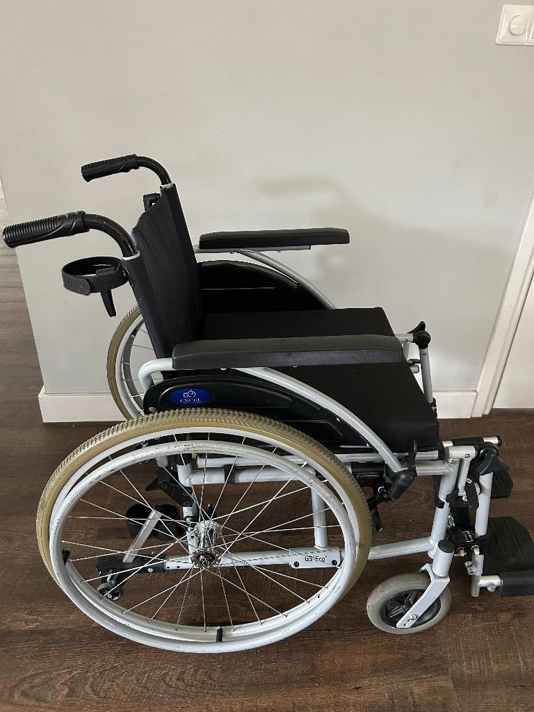 Rolstoel Meyra met verstelbare beensteunen, Ophalen, Inklapbaar, Gebruikt, Handbewogen rolstoel