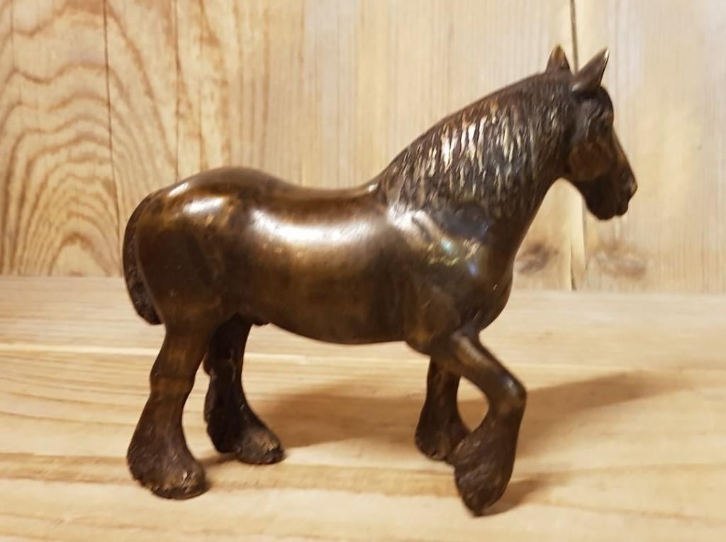 bronzen beeld / TREKPAARD / BELG / 11 cm hoog, Ophalen of Verzenden, Paard, Beeldje of Figuurtje