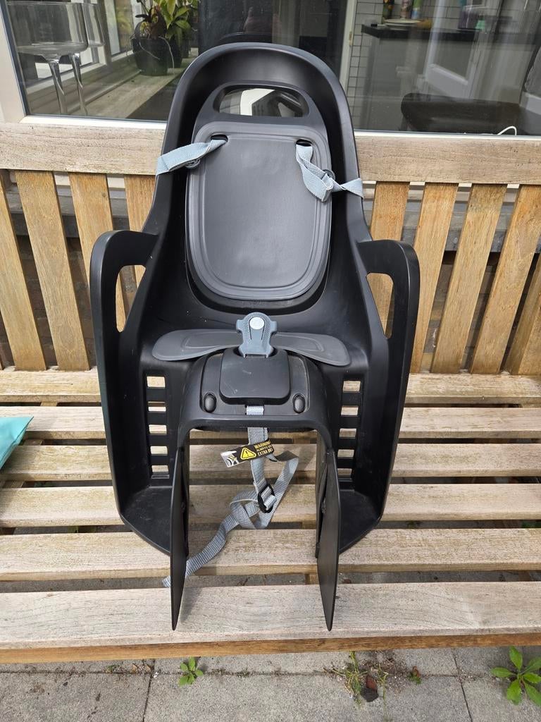 Polisport Fietsstoeltje Achterop - Eenvoudig te Plaatsen, Ophalen, Achterzitje, 9 t/m 18 kg, Polisport