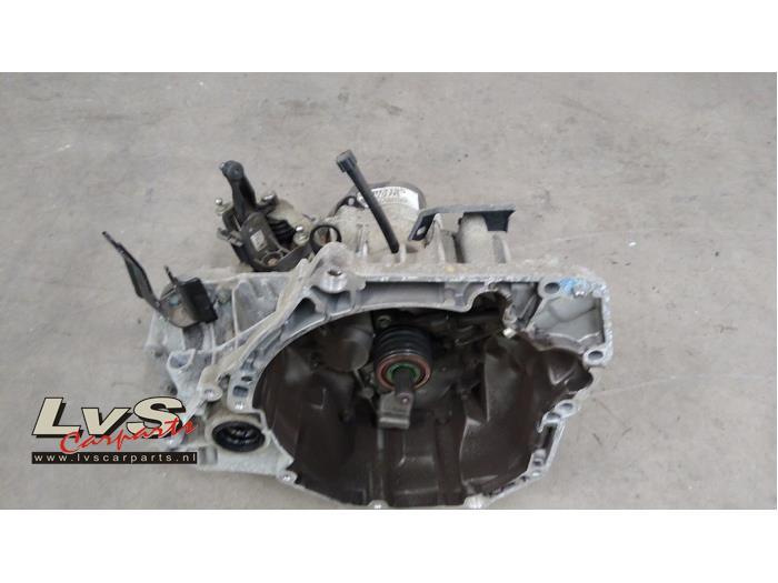 Versnellingsbak van een Nissan Micra, Auto-onderdelen, Gebruikt, -, -, Ophalen of Verzenden