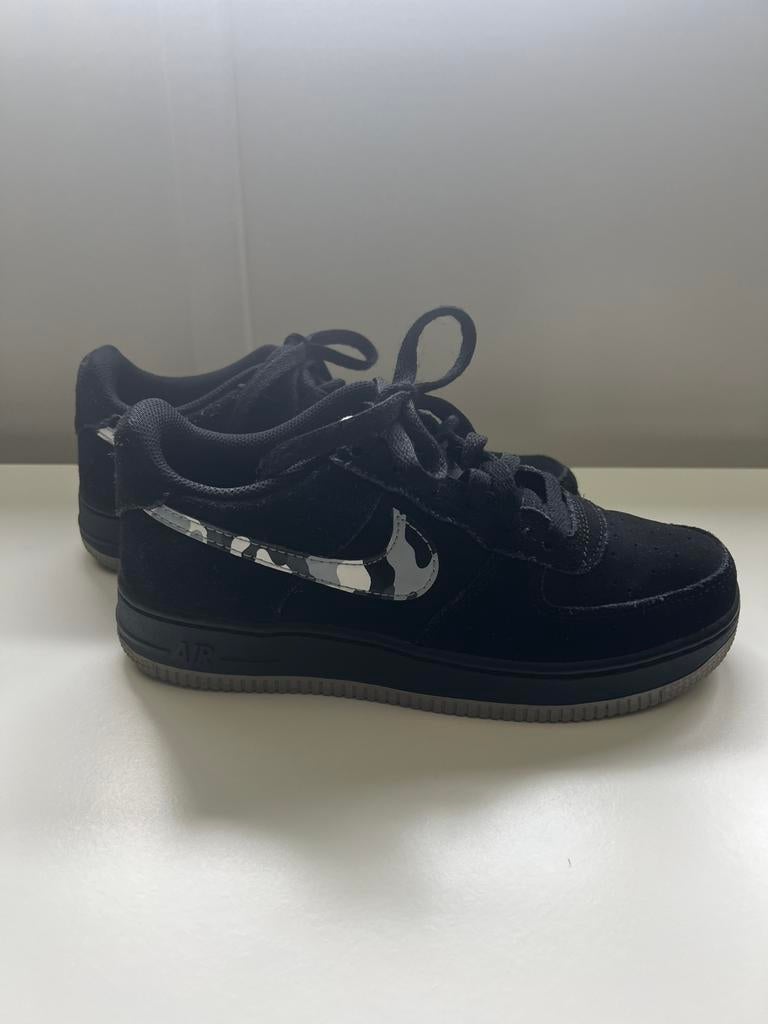 Nike air force 1, Ophalen of Verzenden, Zo goed als nieuw, Zwart, Sneakers of Gympen