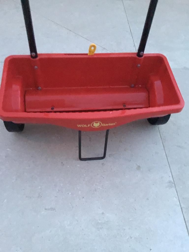 Wolf strooiwagen voor mest etc., Ophalen of Verzenden, Zo goed als nieuw