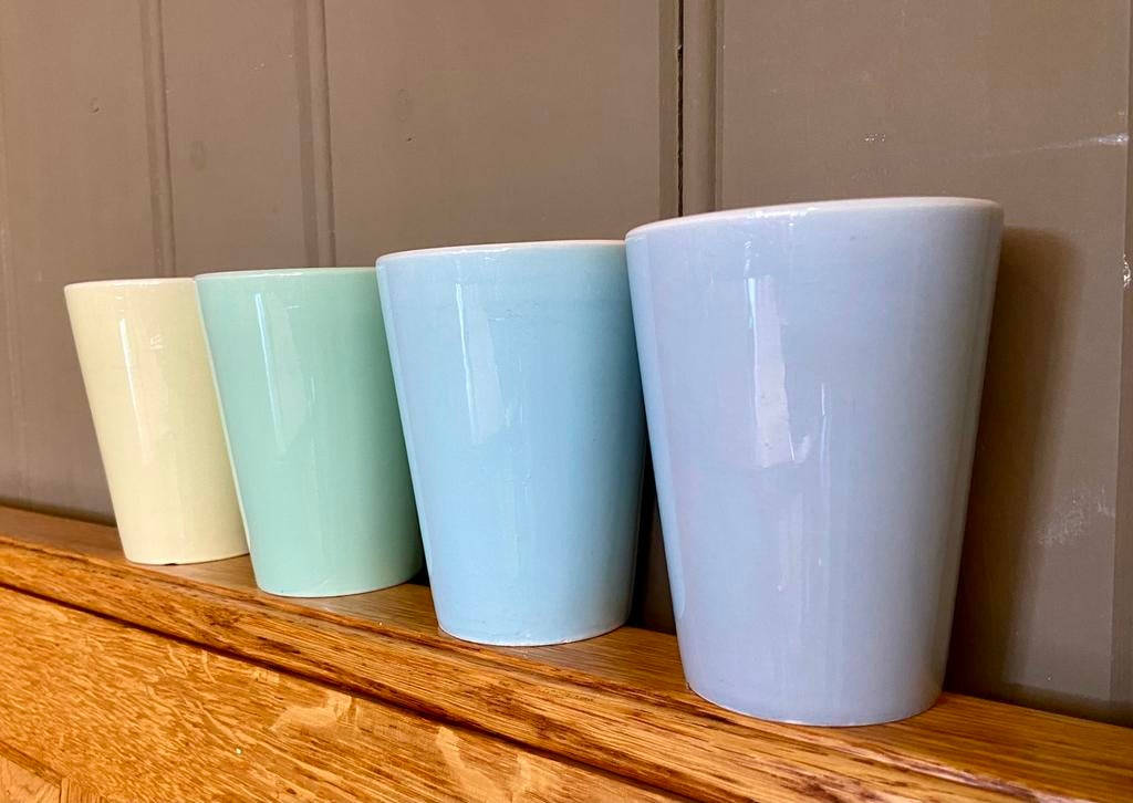 Vintage bekers pastel jaren 60 melkbekers, Ophalen