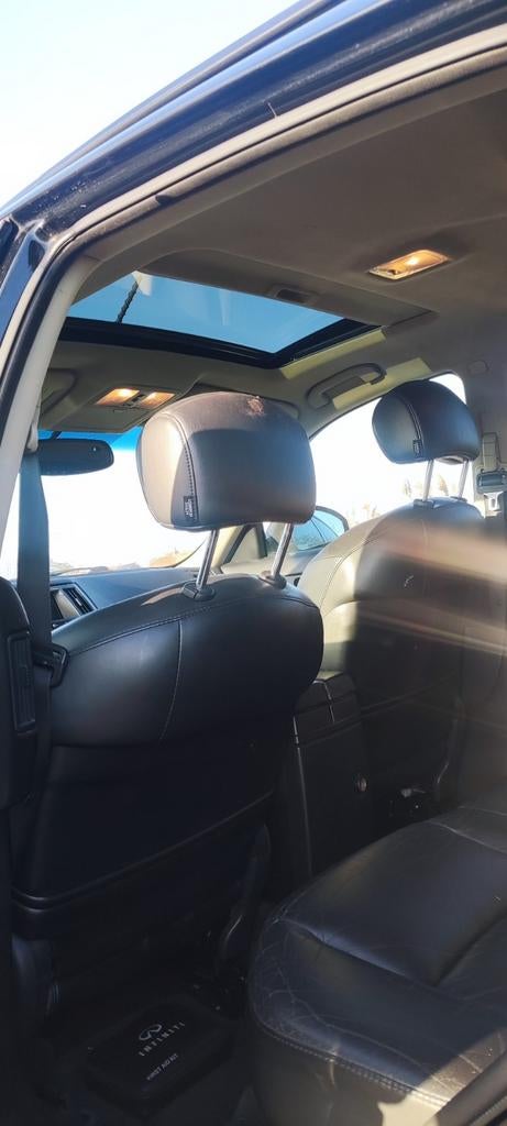 Infiniti FX35