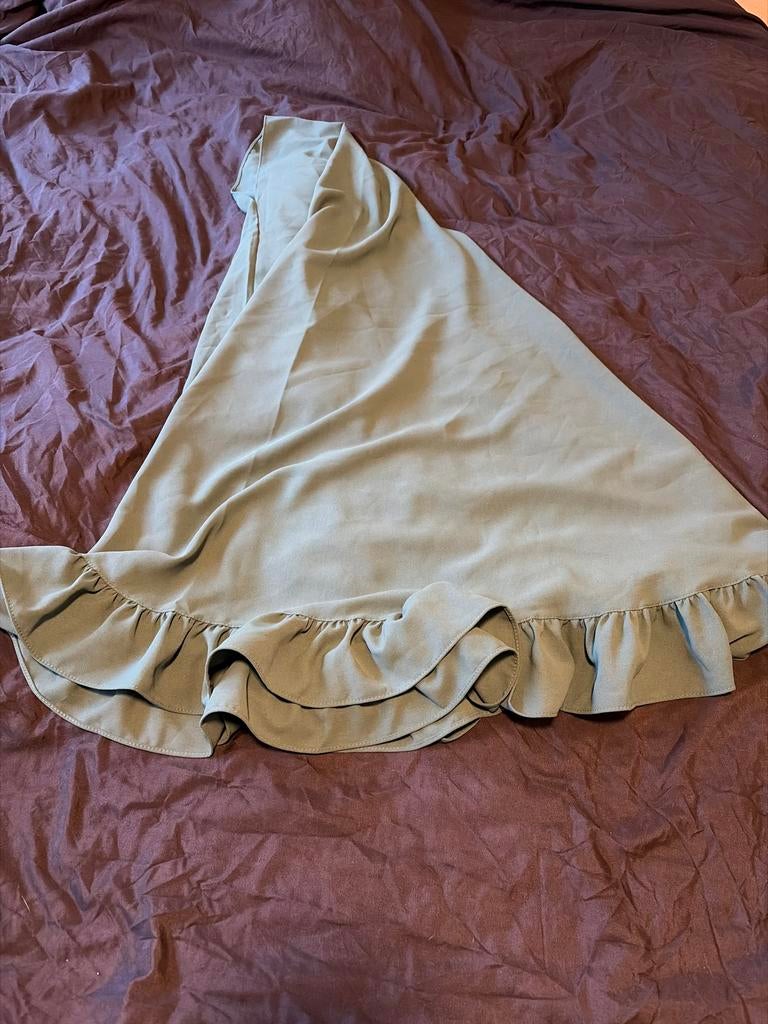 Premium Ruffles Abaya & Khimar Set - Taupe Groen XS/S, Kleding | Dames, Nieuw, Ophalen of Verzenden, Maat 36 (S), Onder de knie