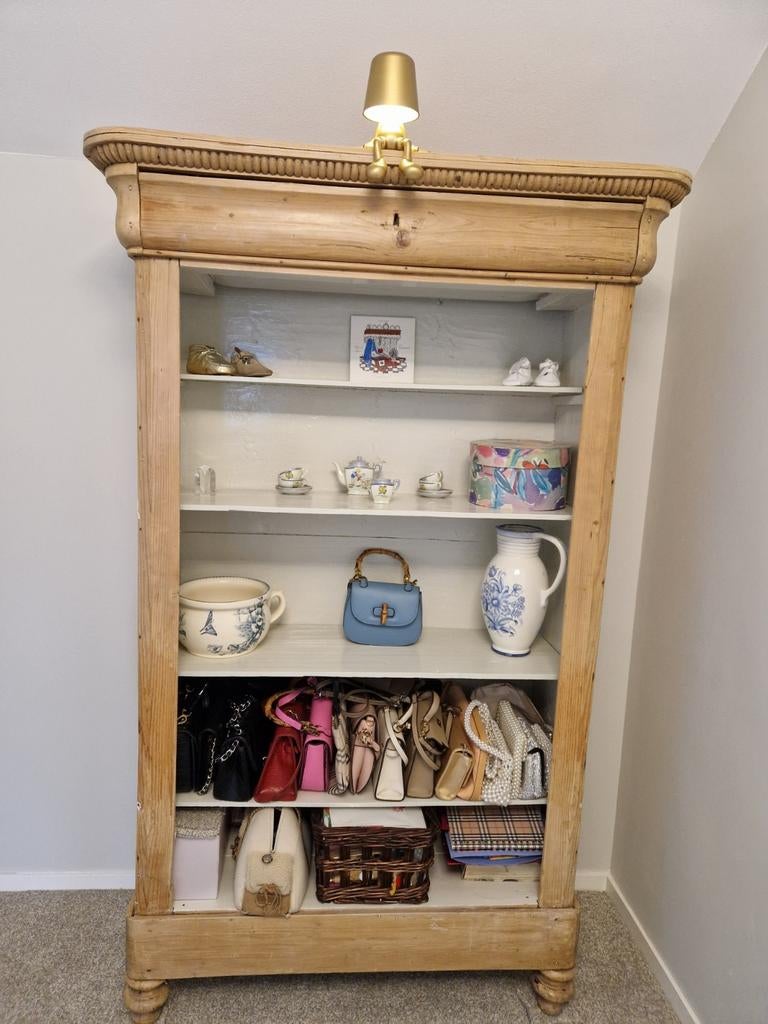 Antiek meidenkastje, Antiek en Kunst, Ophalen of Verzenden