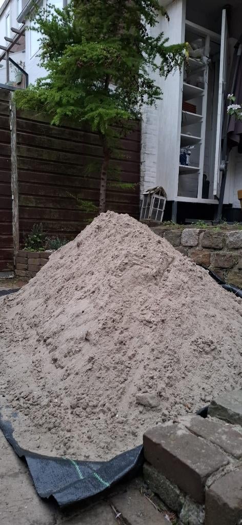 ~1,5 m3 ophoogzand gratis, Tuin en Terras, Zand, Ophalen, Ophoogzand