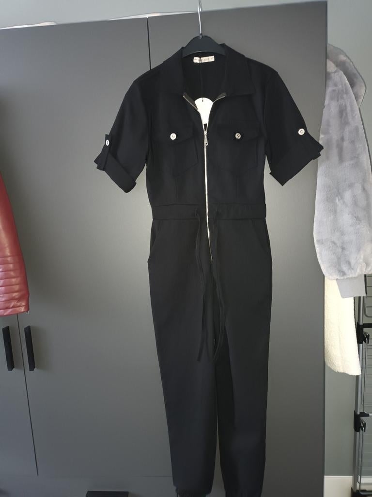 Nieuwe jumpsuit., Kleding | Dames, Jumpsuits, Ophalen of Verzenden, Nieuw, Maat 34 (XS) of kleiner, Zwart