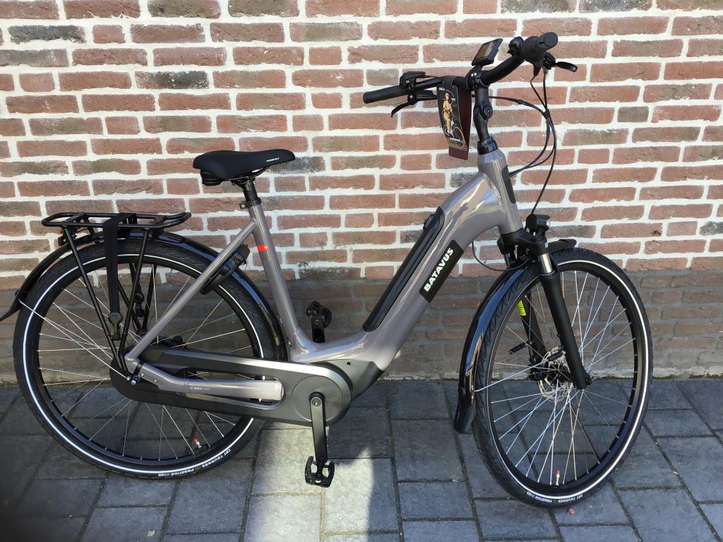Nieuwe Batavus Altura smart Elektrische fiets, Fietsen en Brommers, Elektrische fietsen, Nieuw, 50 km per accu of meer, Ophalen