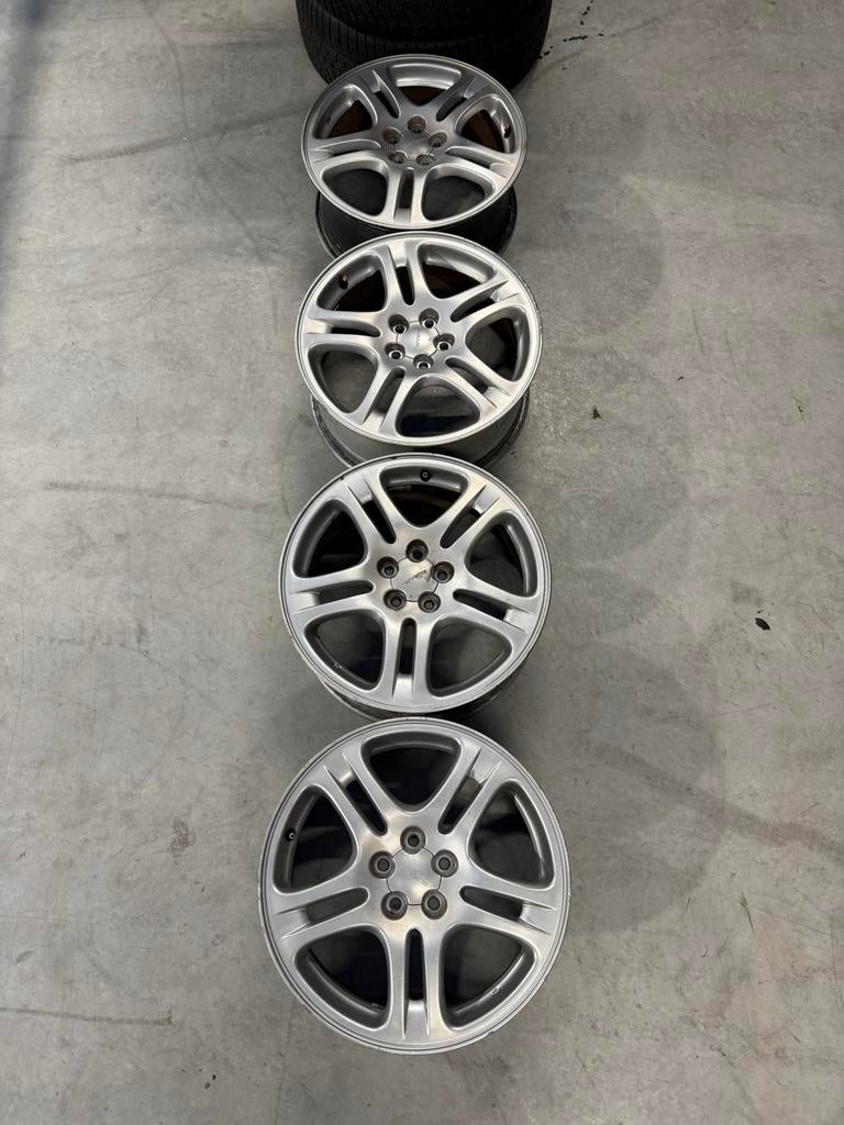 Subaru WRX velgen, Auto diversen, Wieldoppen, Ophalen, Gebruikt