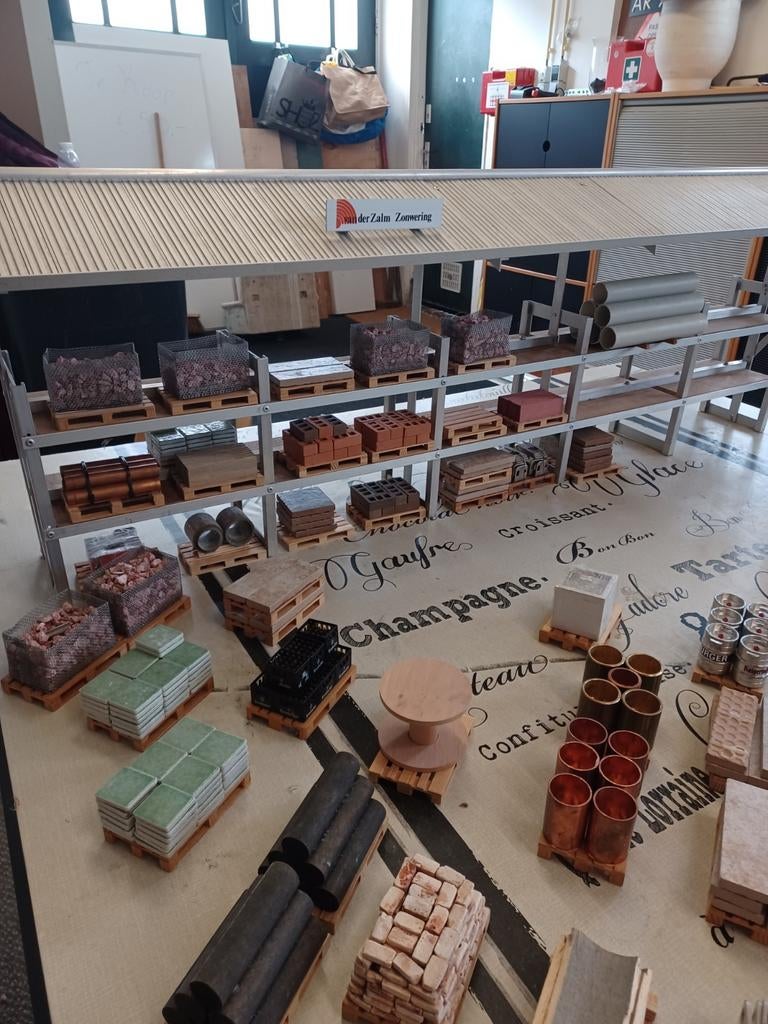 Stelling en pallets voor Heftruck 1/16, Ophalen