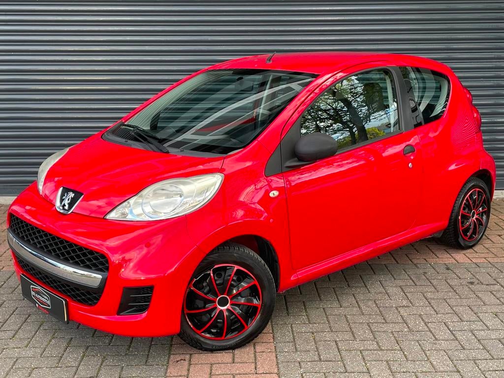 Peugeot 107 1.0-12V XR Nieuwe APK, Auto's, Peugeot, Voorwielaandrijving, Gebruikt, 4 stoelen, Origineel Nederlands