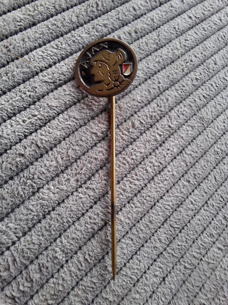 Vintage Ajax Amsterdam speld, Verzamelen, Speldjes, Pins en Buttons, Ophalen of Verzenden