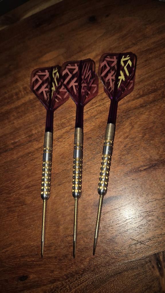 Target Luke Littler G1 Prodigy Swiss Point 90% - 23gram, Sport en Fitness, Darts, Ophalen of Verzenden