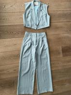 Mooi pak van Capsule pantalon en gilet, maat M, ijsblauw, Kleding | Dames, Maat 38/40 (M), Blauw, Ophalen of Verzenden, Zo goed als nieuw
