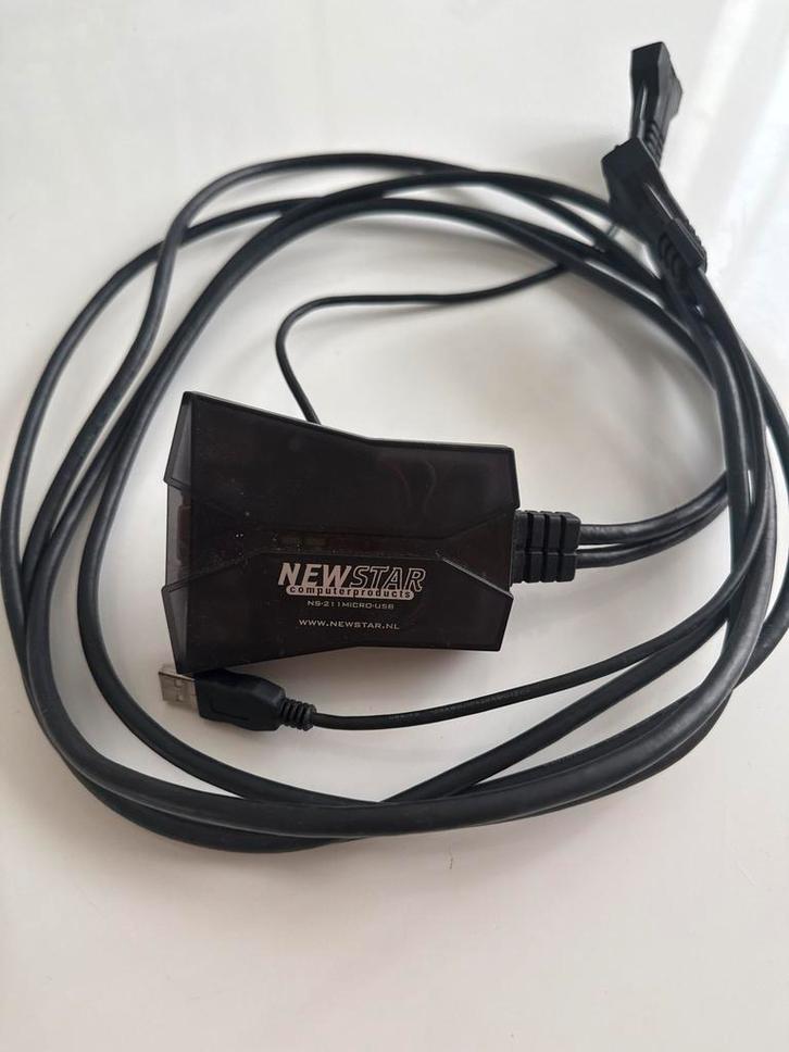 Newstar NS-211 Micro-USB KVM Switch, Computers en Software, Overige Computers en Software, Gebruikt, Ophalen of Verzenden