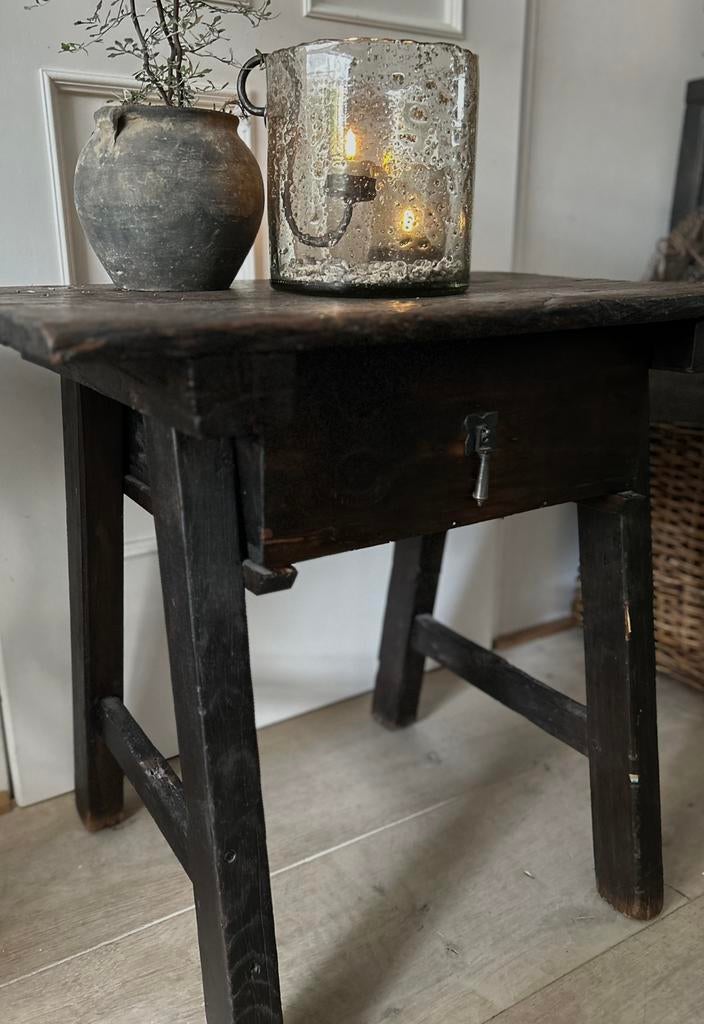 Klein betaaltafeltje bijzettafel sober sleets imperfect, Antiek en Kunst, Curiosa en Brocante, Ophalen