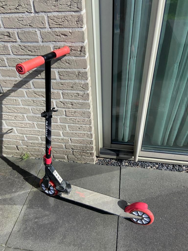 Nijdam step vouwstep Inklapbaar en verstelbaar stuur, Fietsen en Brommers, Steps, Gebruikt, Gewone step, Ophalen of Verzenden