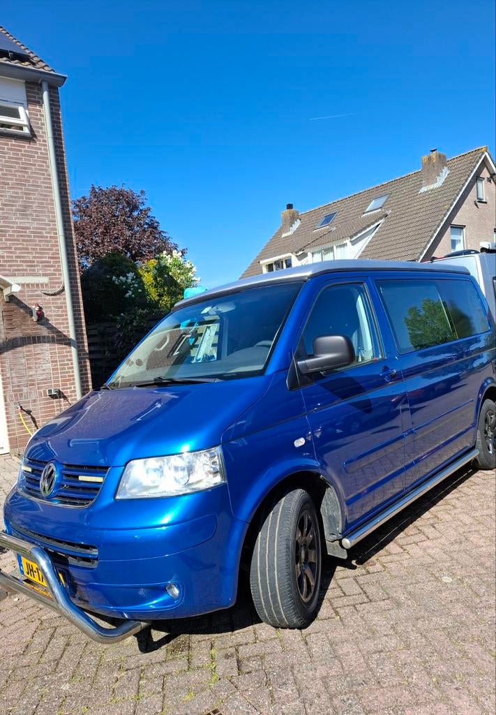 VW T5 Camper - Bouwjaar 2005 - Recentelijk gereviseerd, Caravans en Kamperen, Campers, Particulier, tot en met 4, Buscamper of Camperbus